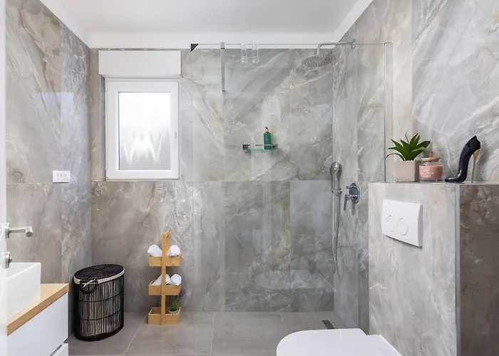 Villa Private Seaside Porat In Ostricka Luka, Kanica, Rogoznica With Pool *