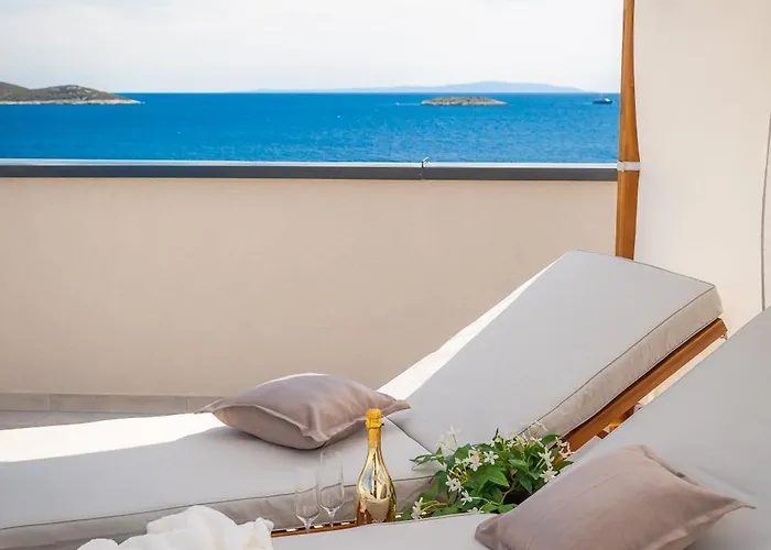 Luxury Seaside Villa Porat With Pool, Sauna And Sea View In Kanica - Rogoznica