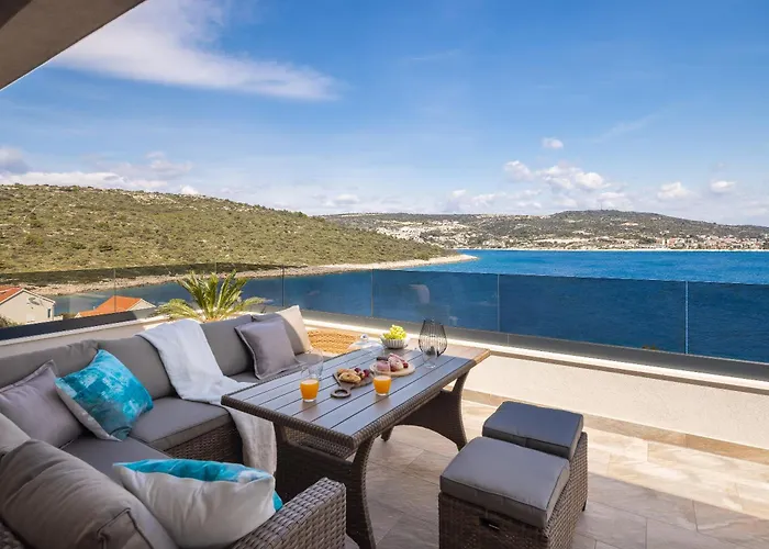 Luxury Seaside Villa Porat With Pool, Sauna And Sea View In Kanica - Rogoznica Villa