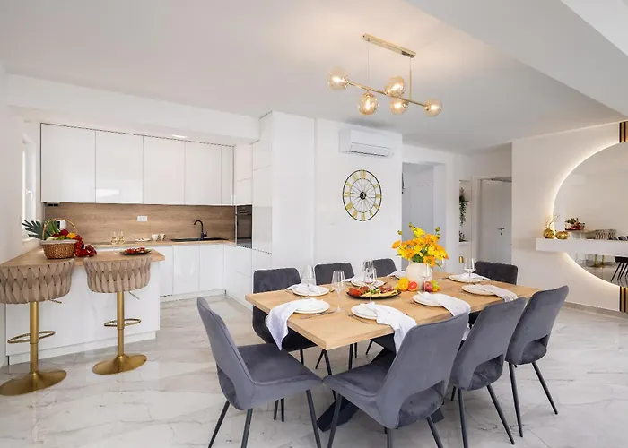 Villa Private Seaside Porat In Ostricka Luka, Kanica, Rogoznica With Pool