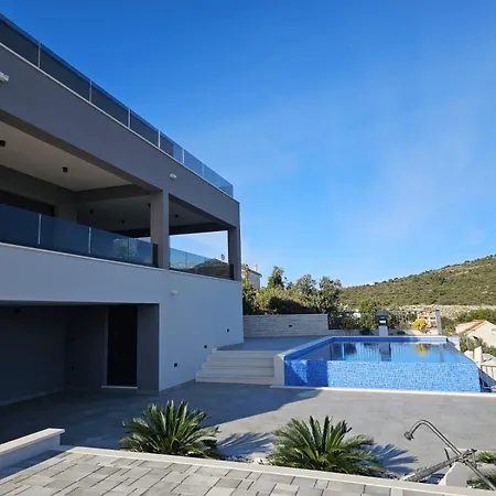 Villa Private Seaside Porat In Ostricka Luka, Kanica, Rogoznica With Pool Zaglavice