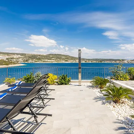 Private Seaside Porat In Ostricka Luka, Kanica, Rogoznica With Pool Willa Zaglavice