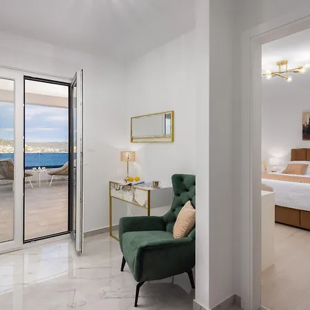 Luxury Seaside Porat With Pool, Sauna And Sea View In Kanica - 빌라 로고즈니차