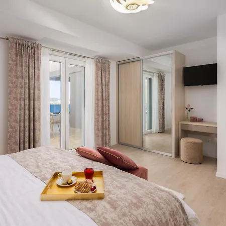 Willa Private Seaside Porat In Ostricka Luka, Kanica, Rogoznica With Pool *