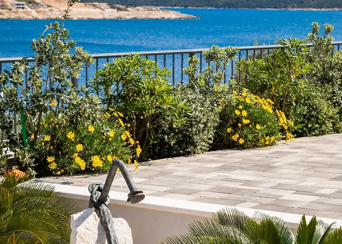 Luxury Seaside Villa Porat With Pool, Sauna And Sea View In Kanica - Rogoznica 빌라