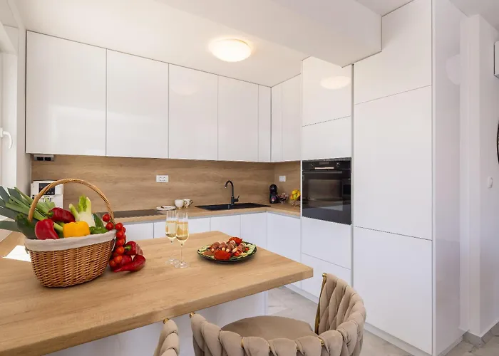 Luxury Seaside Villa Porat With Pool, Sauna And Sea View In Kanica - Rogoznica Zaglavice